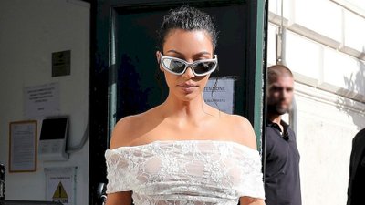 Kim Kardashian szokuje na wycieczce w Watykanie