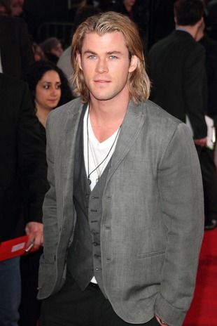 chris-hemsworth-R1