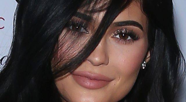 Lekarz medycyny estetycznej, z którego usług korzysta Kylie, przerywa milczenie