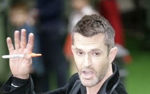 Everett o Jacksonie: Świr jest lepszy martwy!