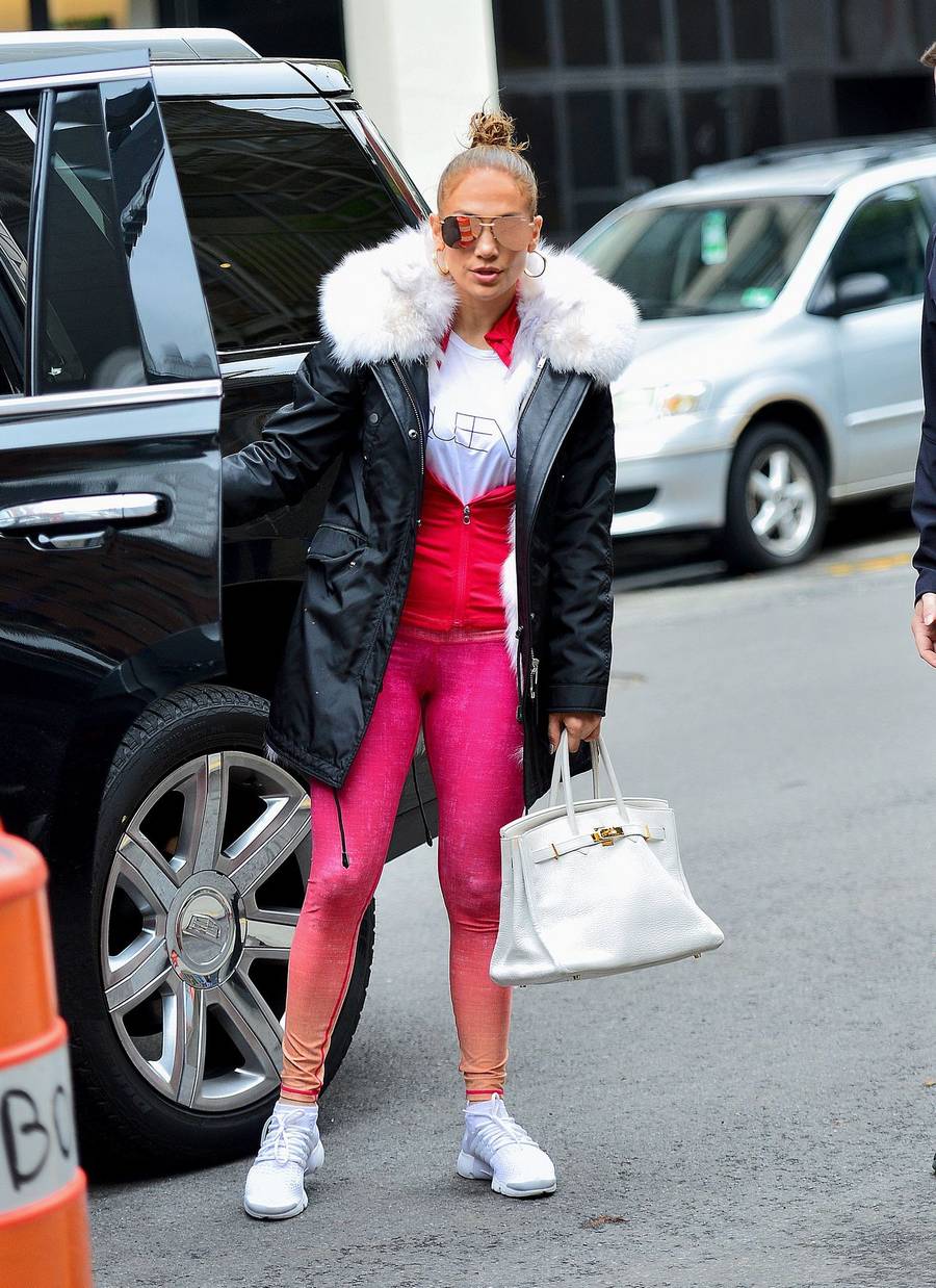 Jennifer Lopez kończy 49 lat