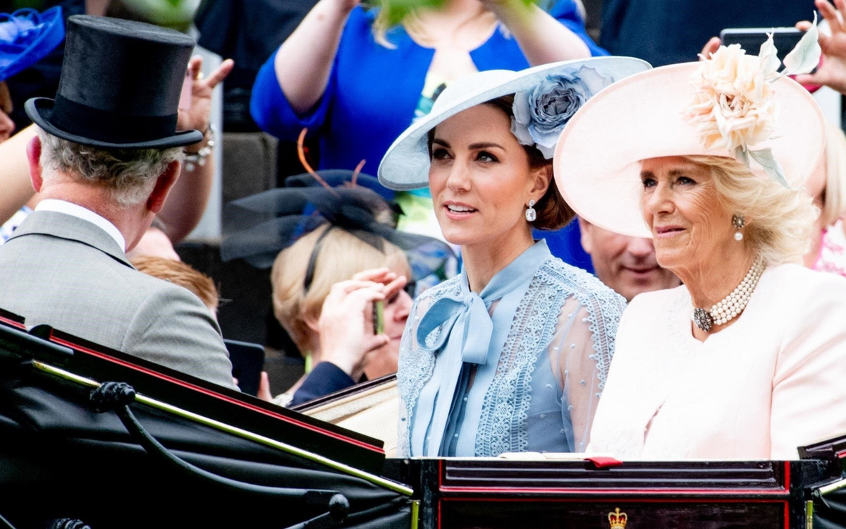 Kobieta mogła zginąć! Konwój Kate Middleton i księcia Williama uderzył w kobietę