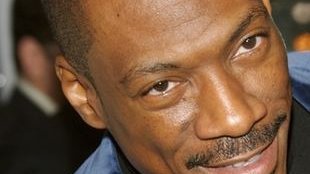 Murphy akceptuje ojcostwo