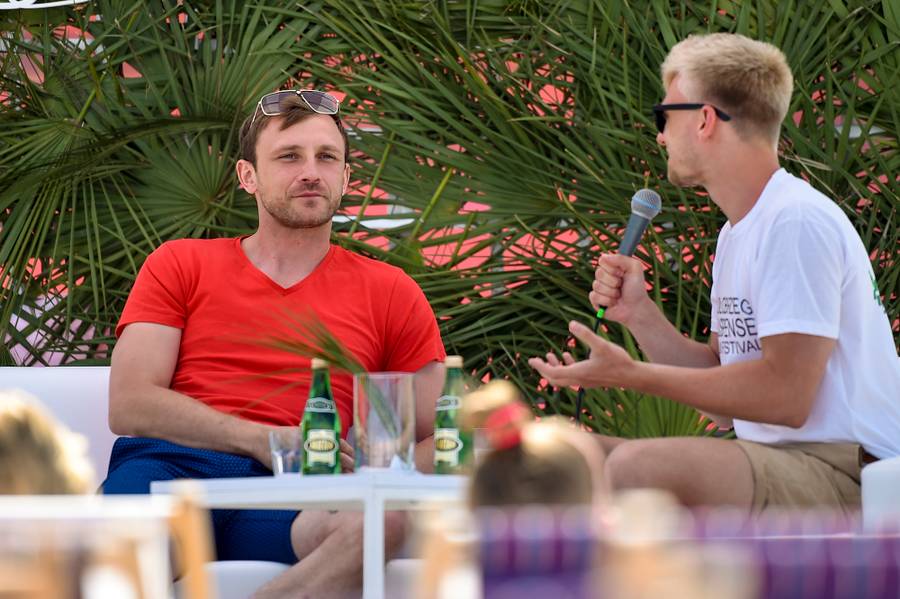 Kamil Nóżyński w niczym już nie przypomina rapera. Jak się zmienił prawie rok po premierze “Ślepnąc od świateł”?