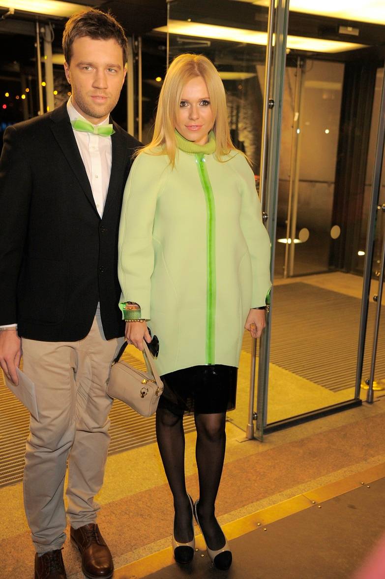 Doda od dziś HOT 40! Przypominamy jej najbardziej kiczowate i spektakularne looki (ZDJĘCIA)