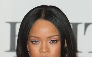 O tym, jak RiRi żaliła się JLO, a ta wbiła jej nóż w plecy