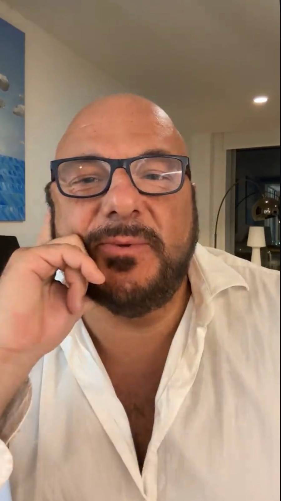 Dom Piotra Gąsowskiego to ponadczasowa klasyka. Tak mieszka gwiazda “TTBZ”