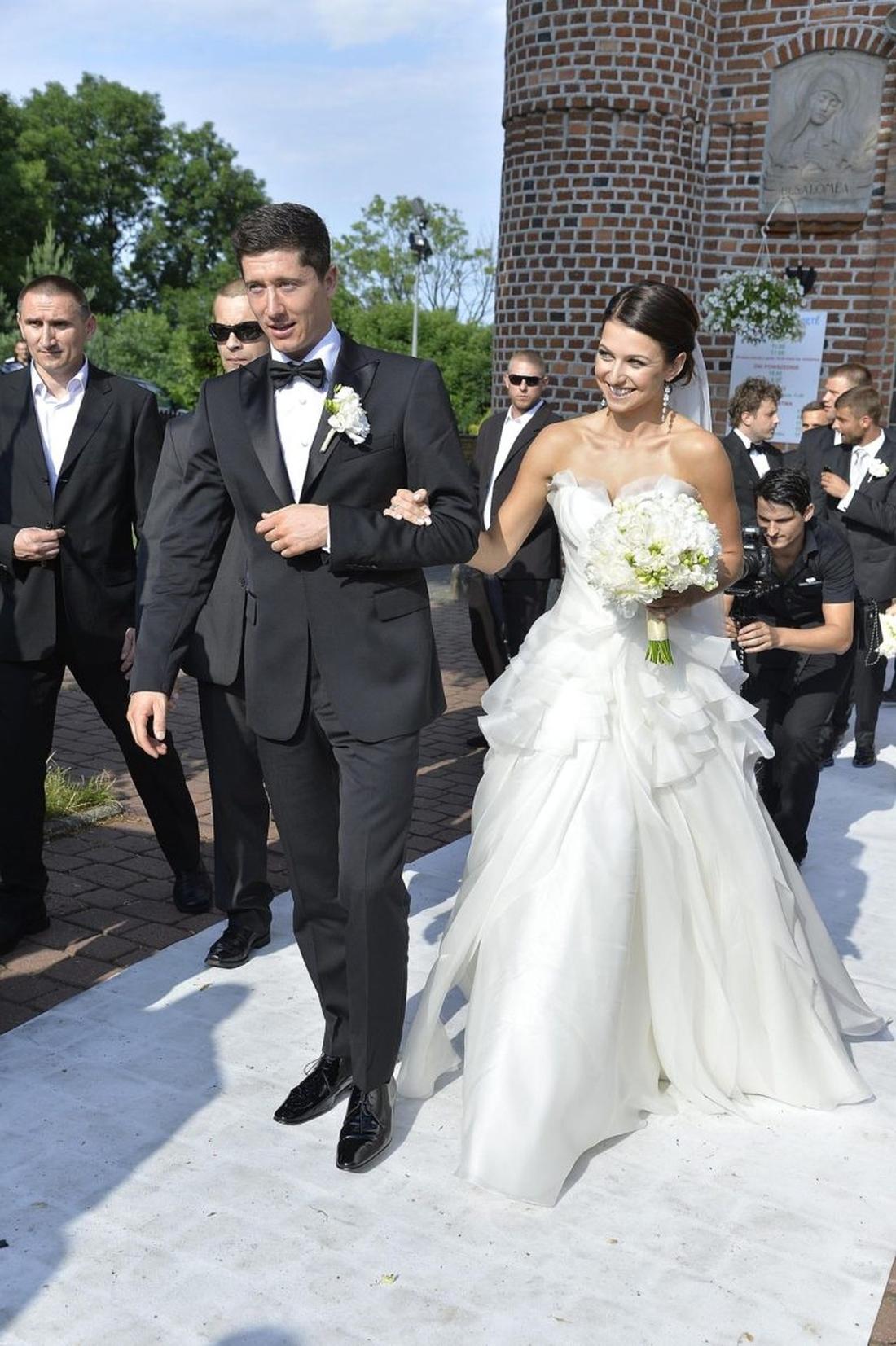 Robert Lewandowski i Anna Stachurska na swoim ślubie