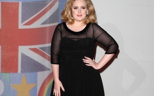 Czy Adele się zaręczyła? (FOTO)