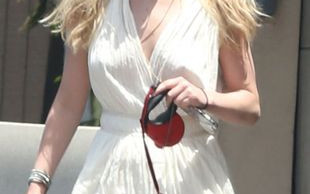 Jennifer Lawrence też przerzuciła się na perukę (FOTO)