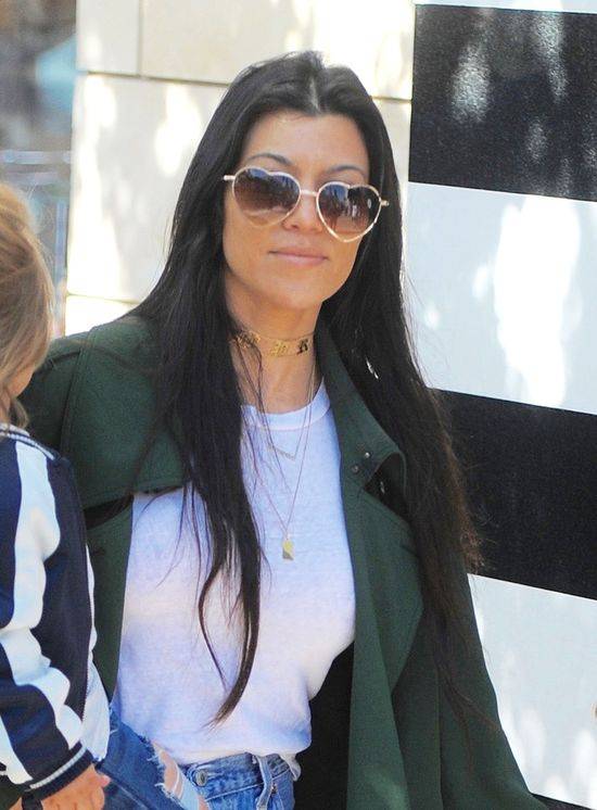 Dlaczego Justin Bieber wprowadził się w domu Kourtney Kardashian?