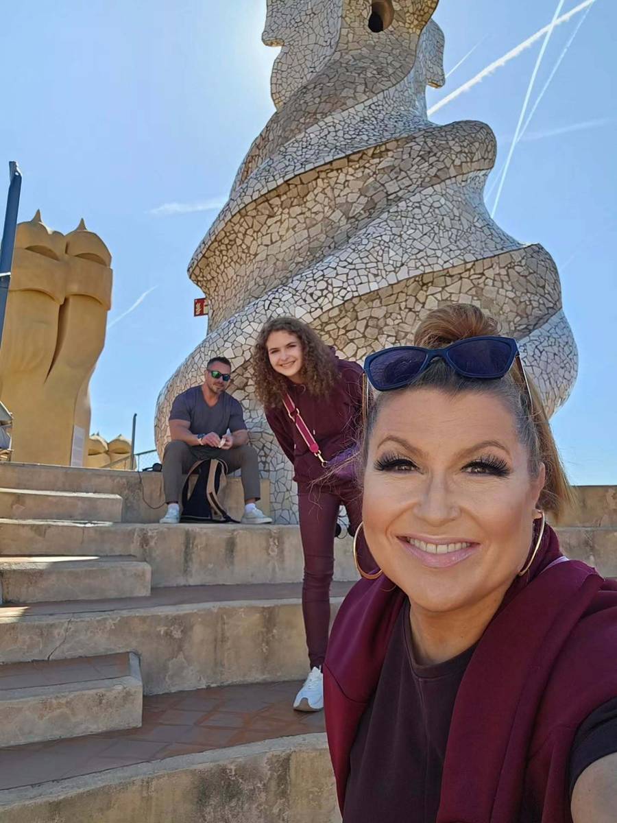 Katarzyna Skrzynecka z rodziną, fot. Instagram