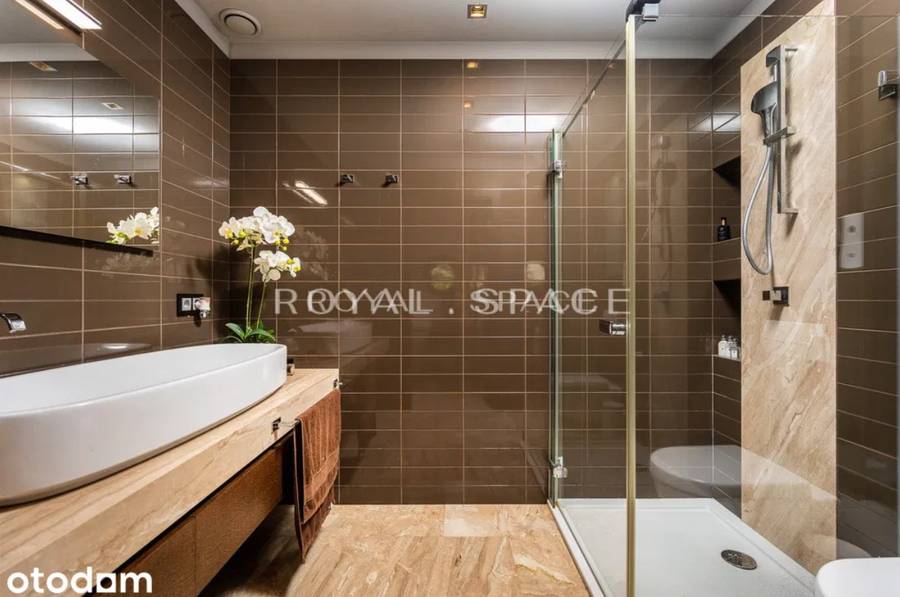 Dom Sylwii Peretti wystawiony na sprzedaż