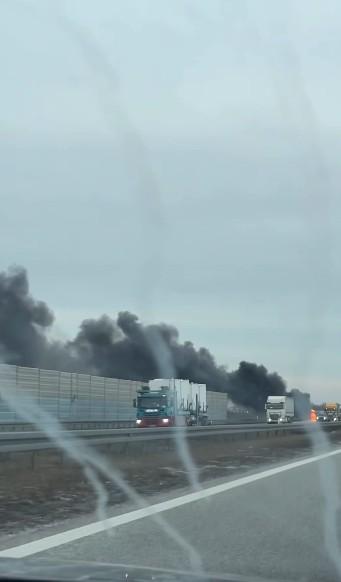 Joanna Narożna zawiadomiła o wypadku na autostradzie, fot. Facebook