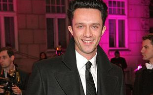 Łukasz Płoszajski ma się za przystojniaka