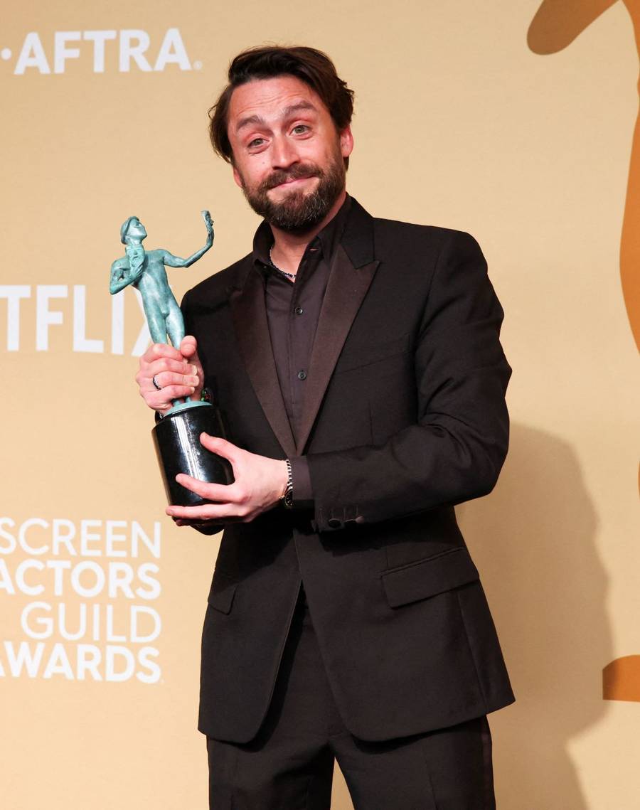 Statuetki SAG Awards rozdane! Księżniczkowa Ariana Grande, Demi Moore w bufiastej sukni, Selena Gomez (FOTO)