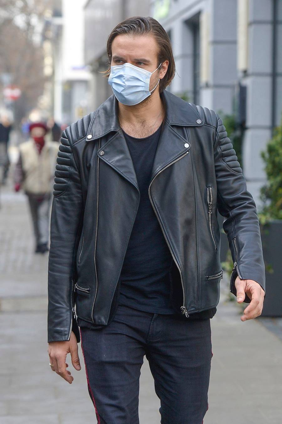 Piotr Stramowski w nowej fryzurze