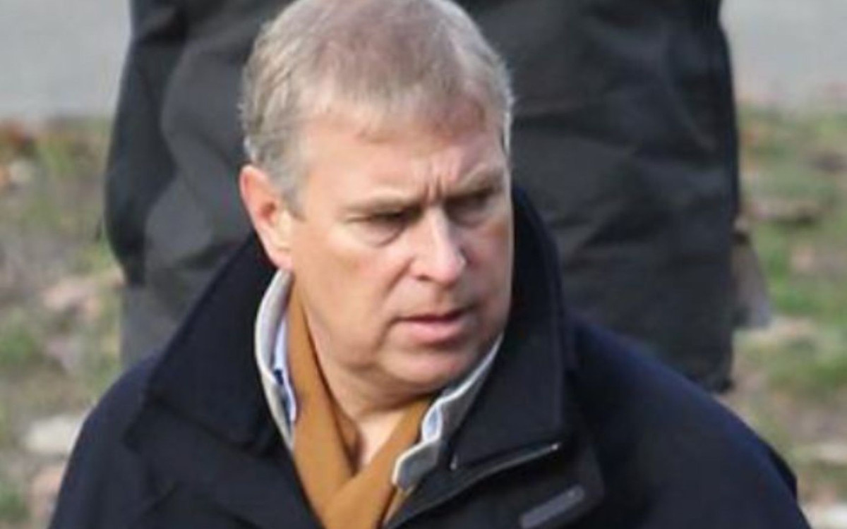 Tak książę Andrzej zabawiał się z dziećmi. Koszmarne zdjęcia w sieci