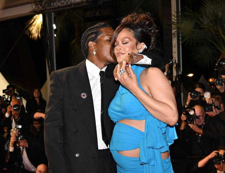 Ciężarna Rihanna i A$AP Rocky w Cannes! Czułościom nie było końca (FOTO)
