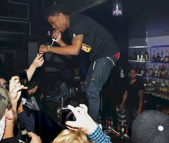 Kylie Jenner i Travis Scott chcą Wam COŚ powiedzieć