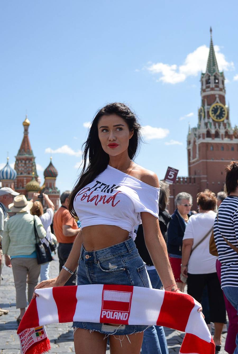 Karolina Emus, Miss Mundialu, kibicuje polskiej drużynie
