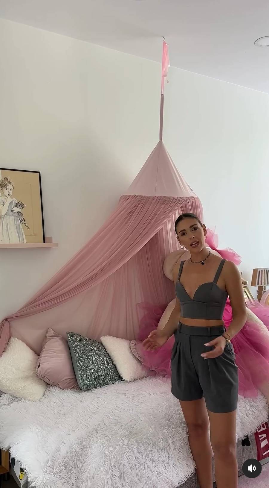 Halejcio oprowadza po CAŁYM domu za 9 mln: “Tu siusiu, tu basen, tu sauna, tu warzywka, tu Lambo” (ZDJĘCIA)