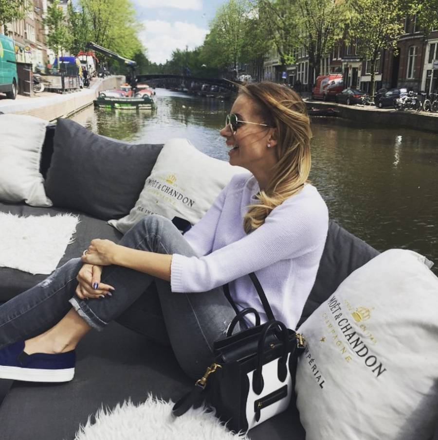 Filtry, emotikony i nakładki na zdjęcia! Tak wyglądał Instagram Janachowskiej na początku kariery (FOTO)