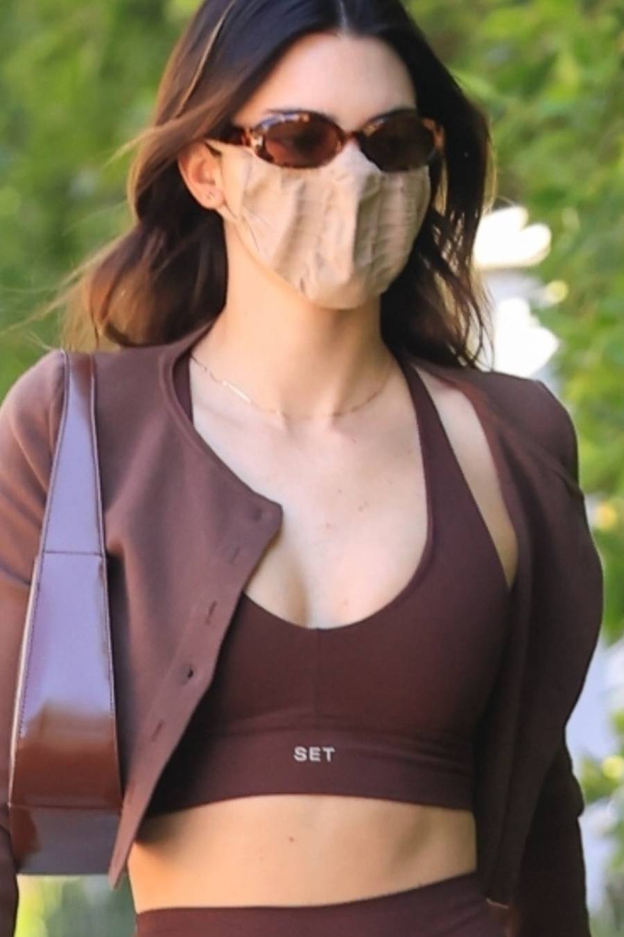 Kendall Jenner pokazała płaski brzuch.