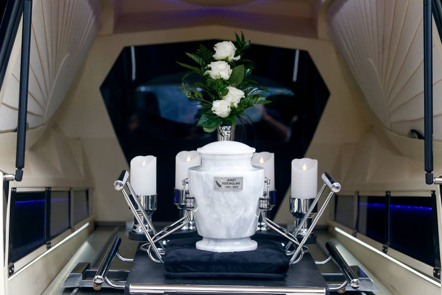 Pogrzeb Jerzego Dziewulskiego. Smutni Kalisz i Miller pożegnali przyjaciela! ZDJĘCIA
