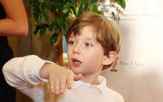 Dlaczego Barron Trump zachowuje się tak dziwnie? Chłopczyk jest ciężko chory?