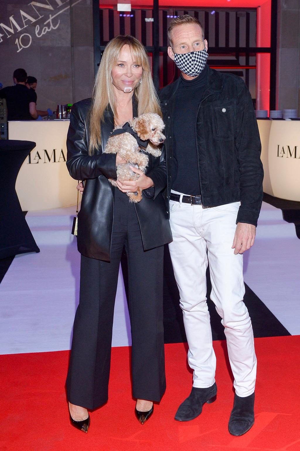 Joanna Przetakiewicz z narzeczonym na imprezie branżowej. 