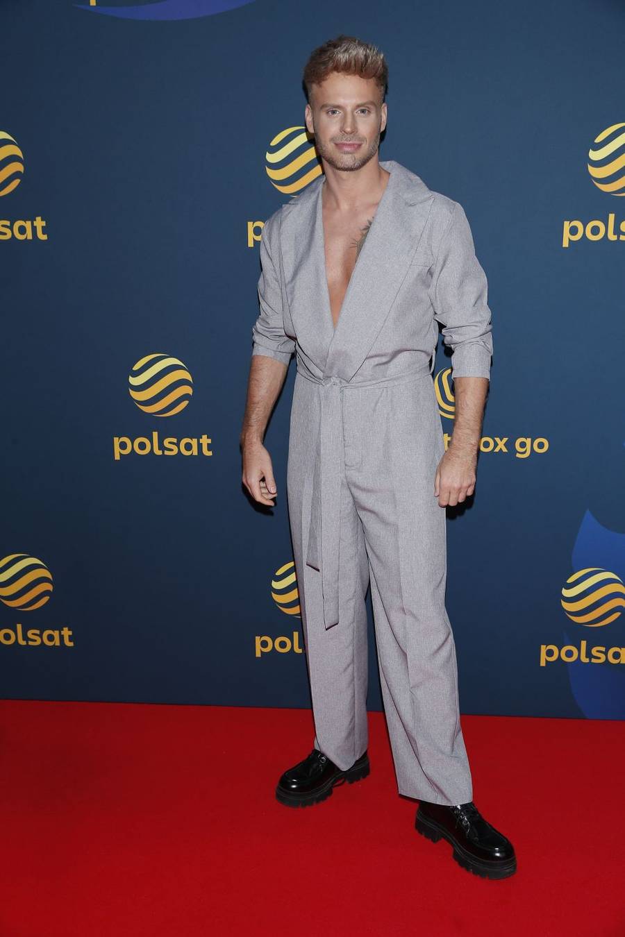 Gwiazdy meldują się na ramówce Polsatu! Cichopek w objęciach Kurzajewskiego, Kaczorowska, Wachowicz…(FOTO)