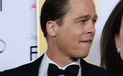 Angelina Jolie PRZERAŻONA! Brad Pitt nie może zrobić… tego?!