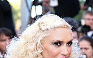 Gwen Stefani świeci dekoltem w Cannes (FOTO)