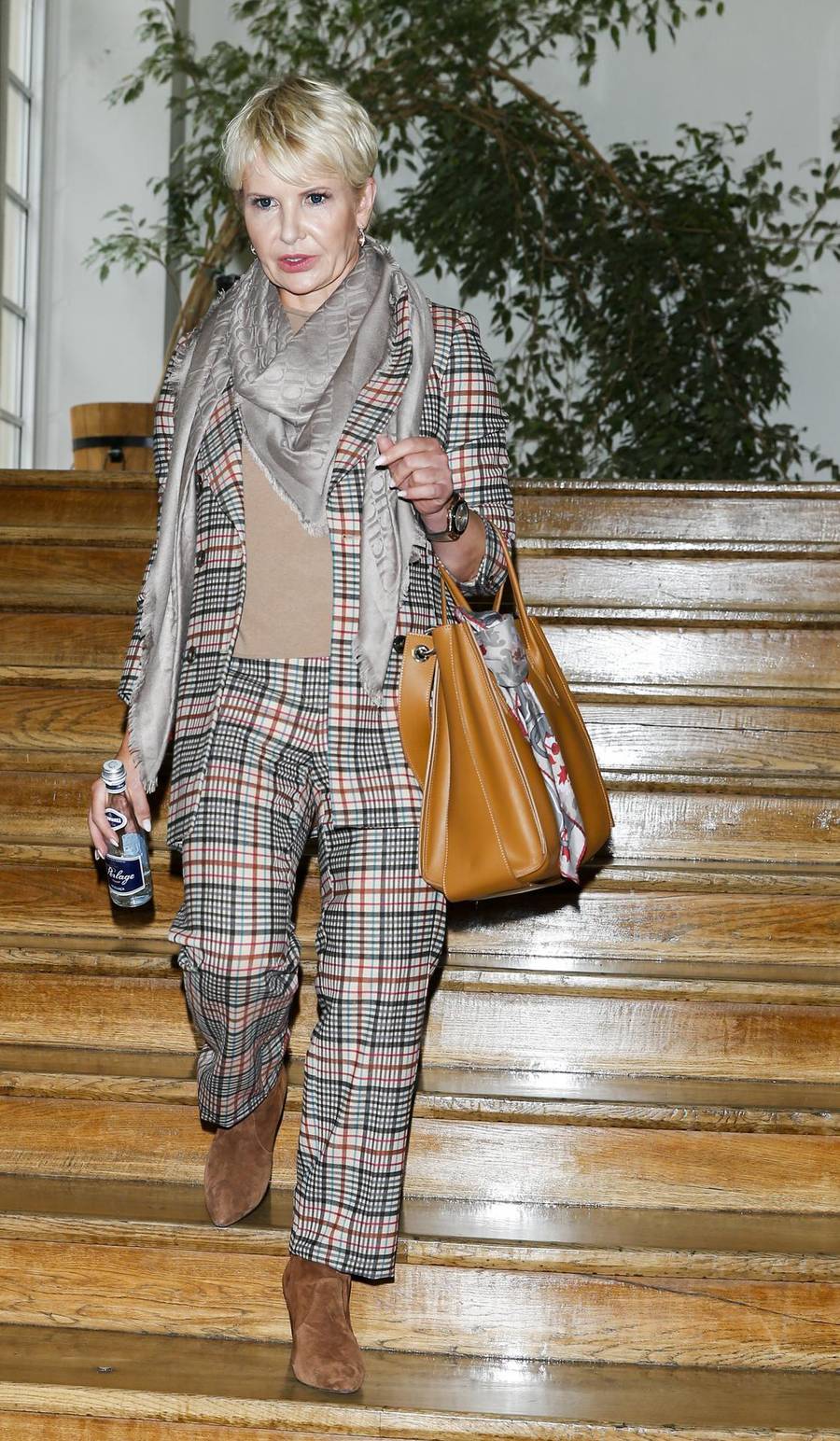 Jesienne stylizacje Sochy, Janachowskiej, Dygant i Rzozenek na pokazie Łukasza Jemioła