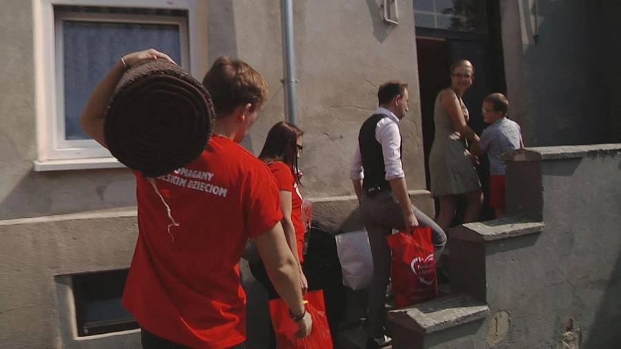 Jarosław Milner i Marek Molak pomagają dzieciakom