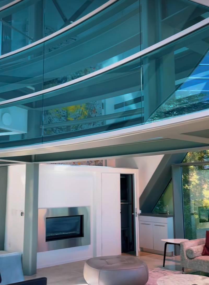 Willa Justina Biebera w Beverly Hills wystawiona na sprzedaż! Wnętrza robią wrażenie… (FOTO)