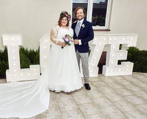 Oto NAJPIĘKNIEJSZE suknie ślubne tego roku