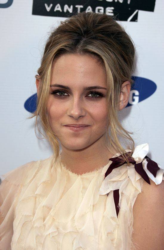 Fryzury Kristen Stewart