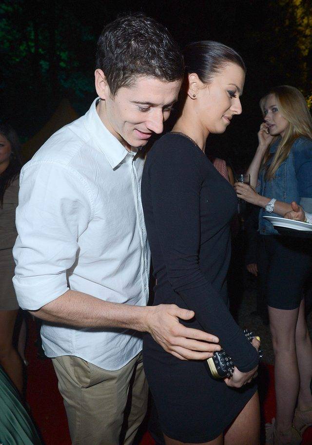 Zakochani Anna i Robert Lewandowscy