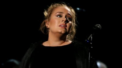 Nie żyje ojciec Adele. Wokalistka była z nim skłócona