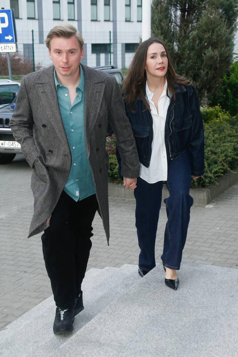 Boczarska i Banasiuk debiutują razem na scenie. Na premierze Olga Bołądź z mężem…