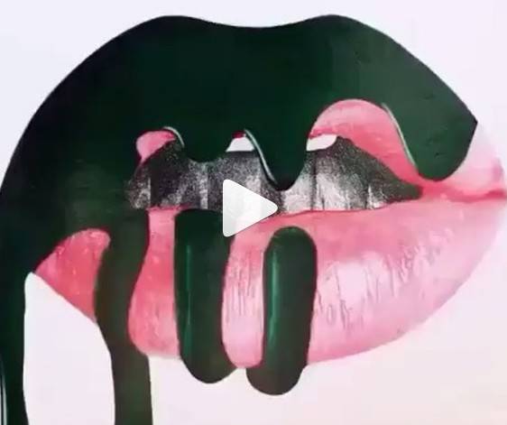 Kosmetyczne imperium Kylie Jenner zbudowane jest na KŁAMSTWIE. Jakim?