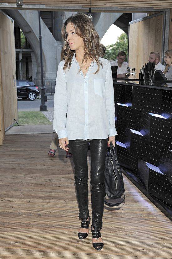 Natalia Lesz na salonach