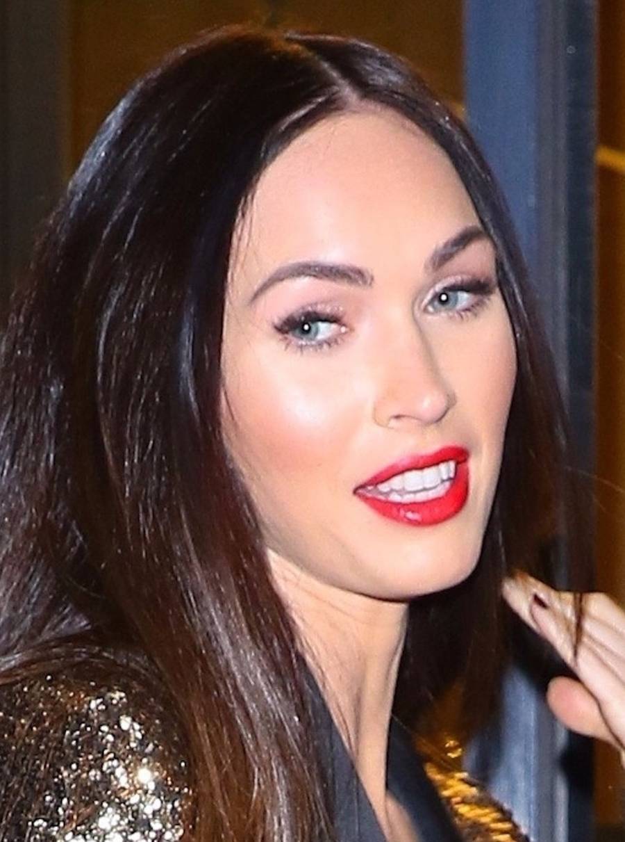 Megan Fox bez biustonosza