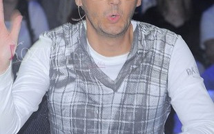 Murzynki chcą przytulić Kubę Wojewódzkiego [VIDEO]