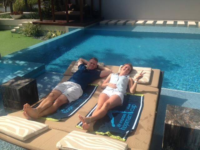 Agnieszka Radwańska i Grzegorz Panfil – relaks na basenie