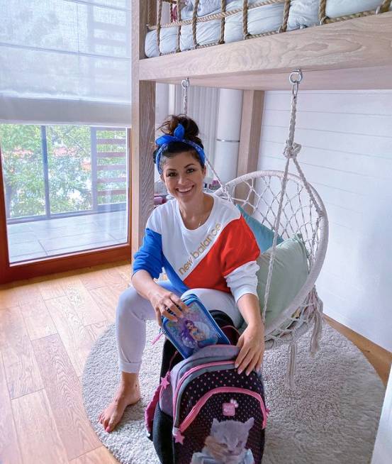 Tak kiedyś mieszkali Katarzyna Cichopek i Marcin Hakiel. Przepiękna kuchnia i ten widok z okna!