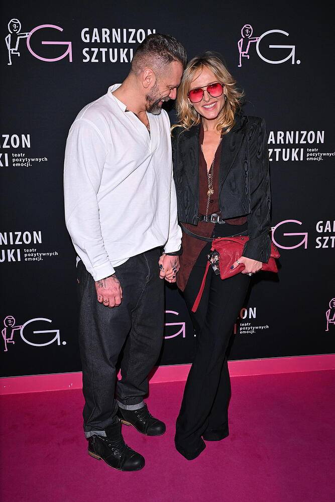 Fani przecierają oczy po najnowszych zdjęciach męża Markowskiej. Teraz wygląda tak