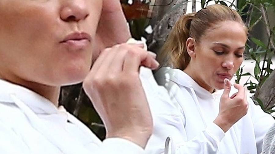 Jennifer Lopez na lunchu ze znajomymi